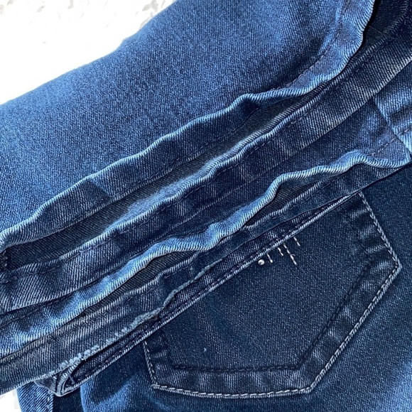 Jordache Embroidered Embellished Details Bootcut Jeans - Picture 14 of 15